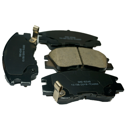 Mitsubishi PAJERO I L04 G D349 MB 500 812 Des plaquettes de frein en céramique bas métal pour freins à disque