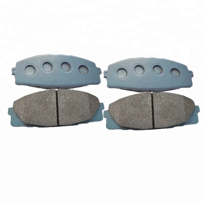 N° OE 04465-26420 Japan Car Ceramic Brake Pads 24680 pour les voitures équipées d'un tampon de freinage Toyota Hiace