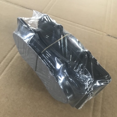 Services OEM fournis Des plaquettes de frein en céramique pour Highlander JPP D1567 Toyota