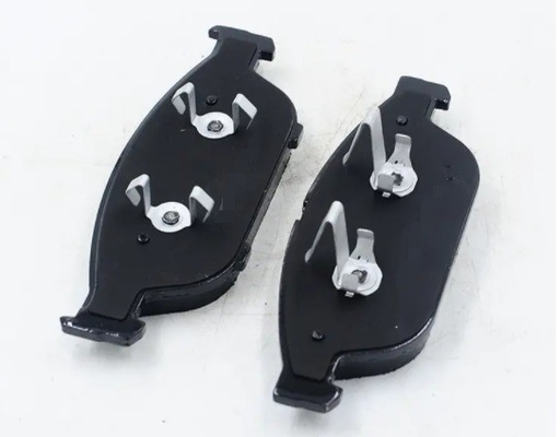 OE JZW698451AA Des plaquettes de frein en céramique pour TOYOTA Camry N° de référence 8DB 355 020-531